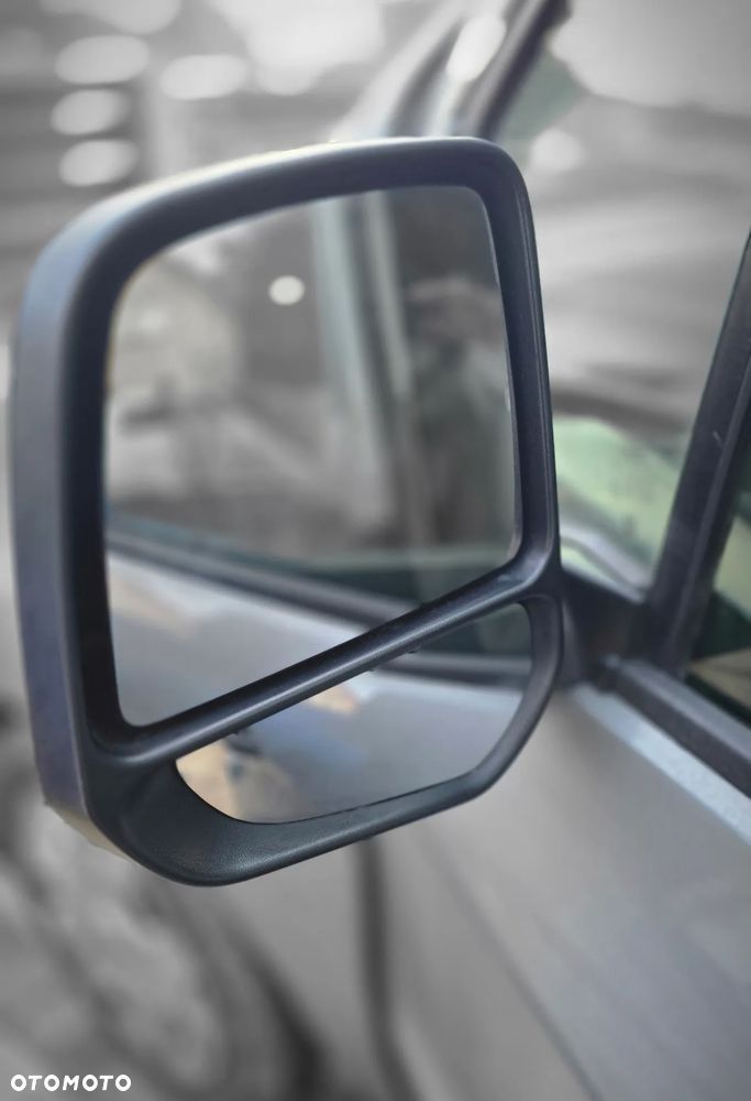 Ford Transit Connect - 12