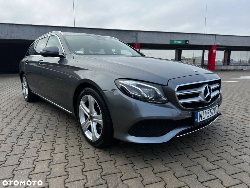Mercedes-Benz Klasa E 220 d 9G-TRONIC - 4