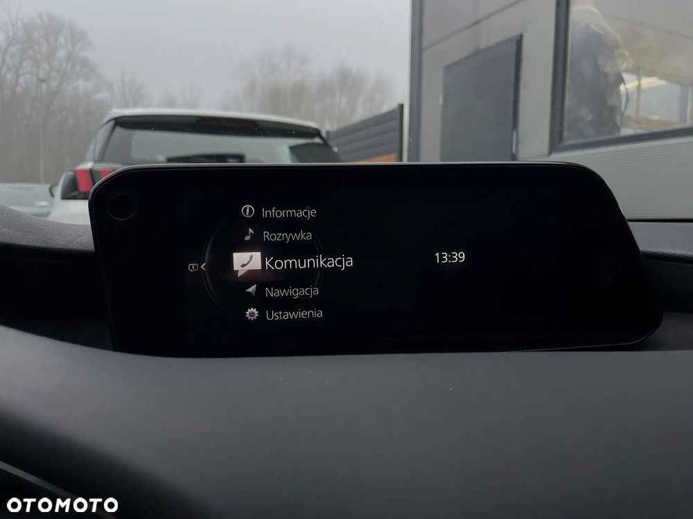 Mazda 3 e-SKYACTIV-G 122 M HYBRID DRIVE EXCLUSIVE-LINE - 29