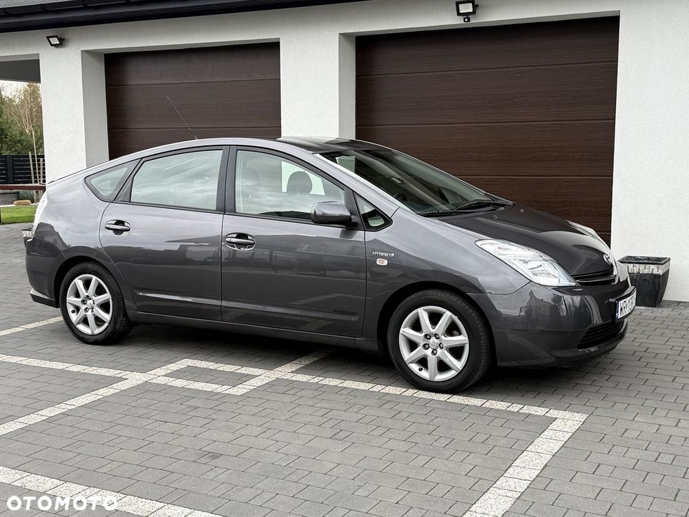 Toyota Prius 1.5 VVT-i Sol - 10