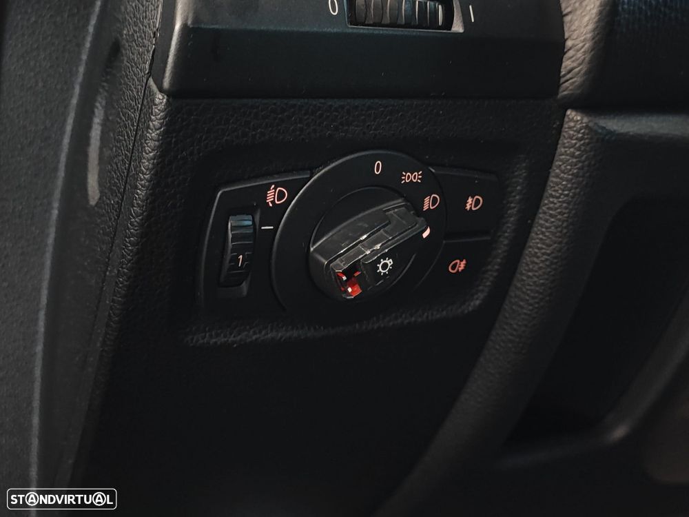 BMW 118 d Limited Edition Lifestyle c/ M Sport Pack - 23