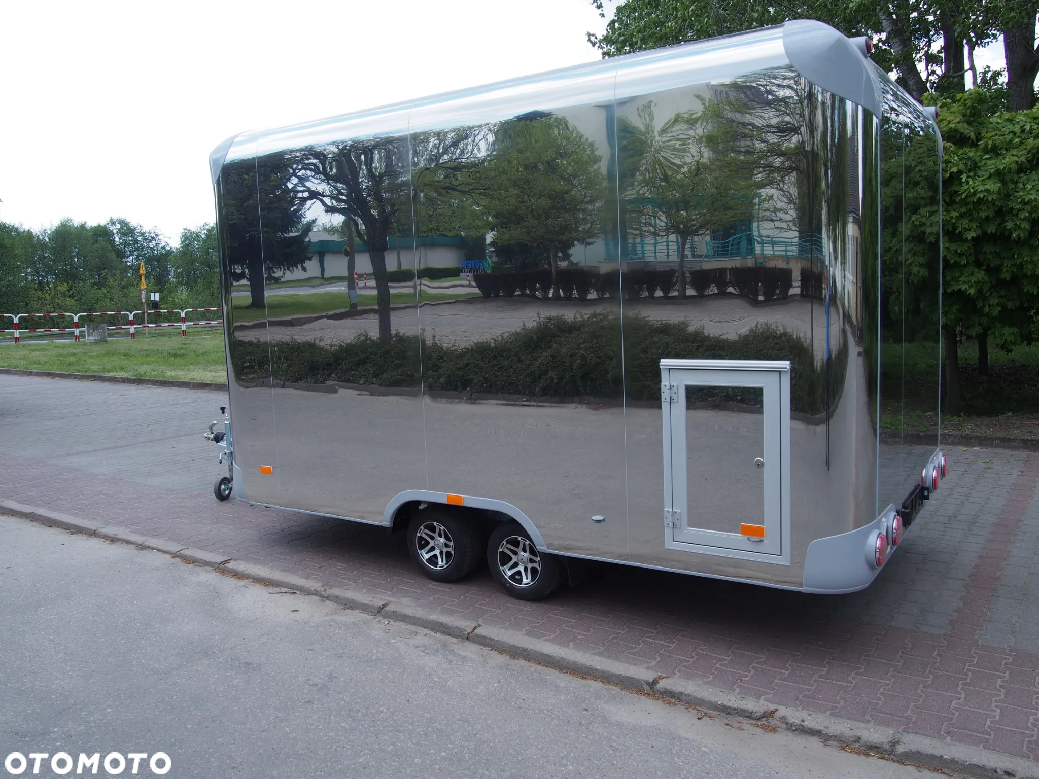 Inny Uniwagen - 2