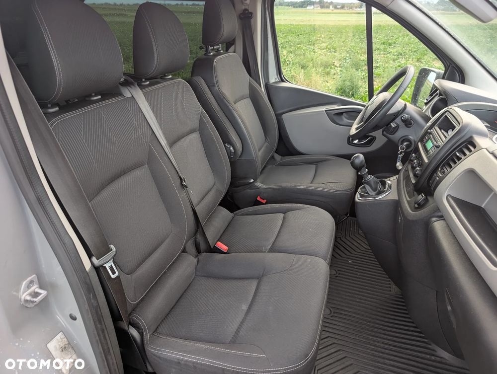 Renault Trafic - 13
