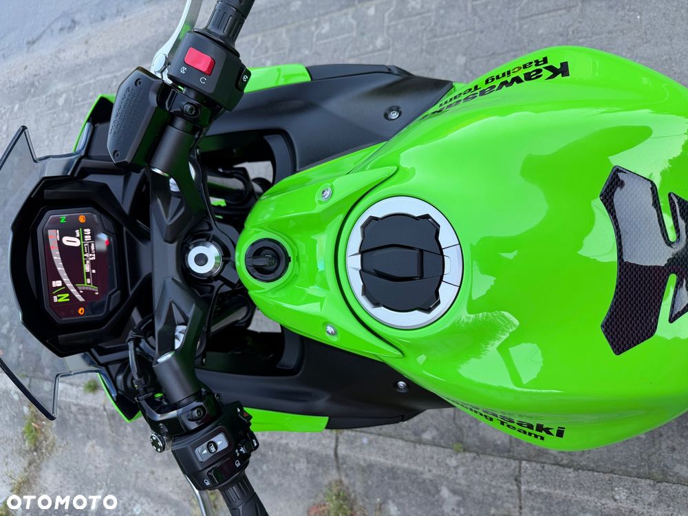 Kawasaki Ninja - 7