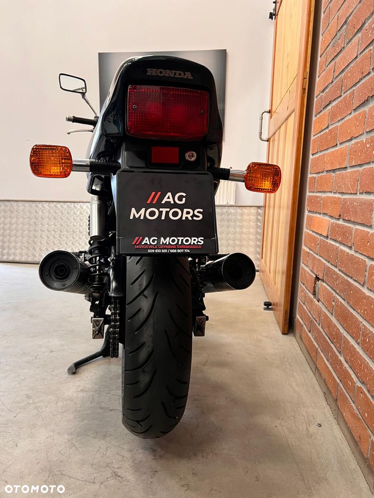 Honda CB - 19