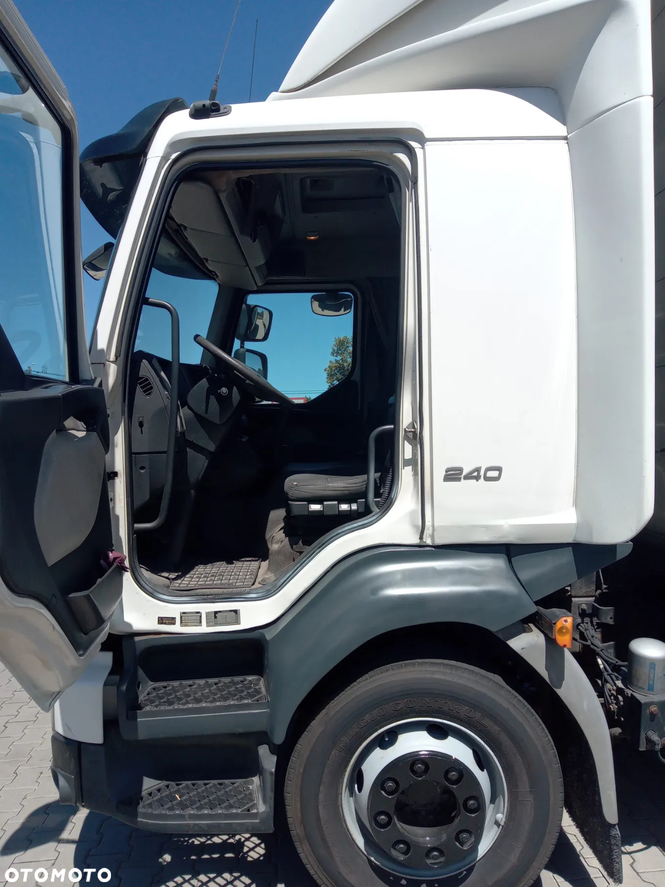 Volvo FL 4XR3 - 15