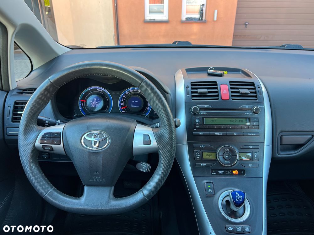 Toyota Auris 1.8 HSD Luna - 27