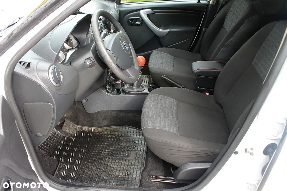 Dacia Duster 1.6 Ambiance 4x4 - 5