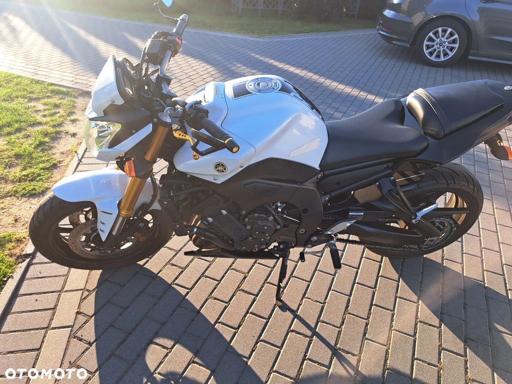 Yamaha FZ8 - 2