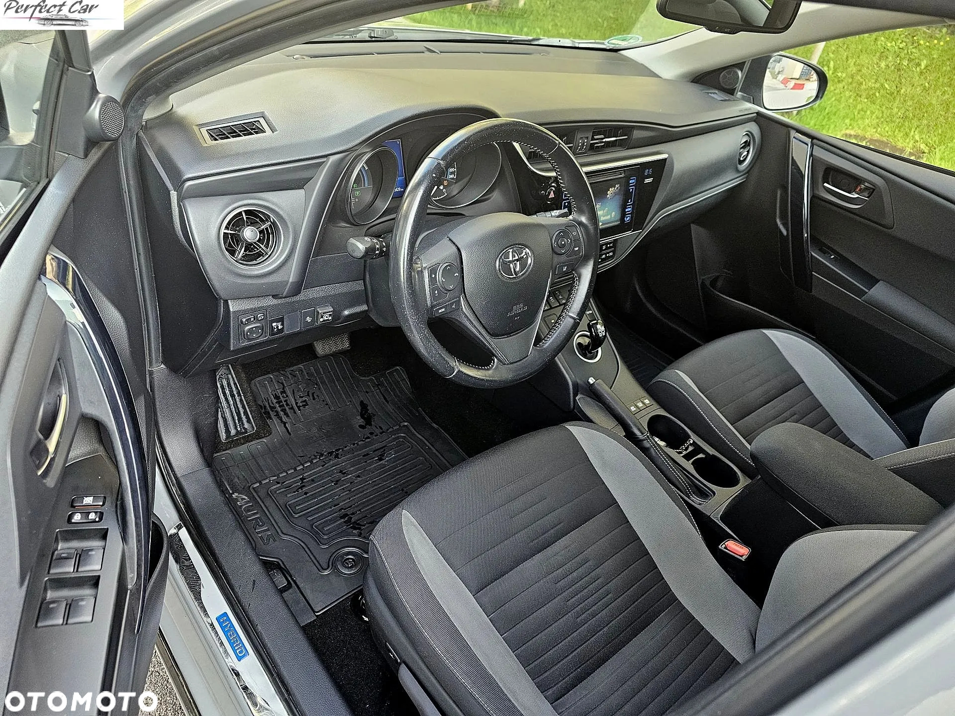 Toyota Auris 1.8 VVT-i Hybrid Automatik Touring Sports Design Edition - 7