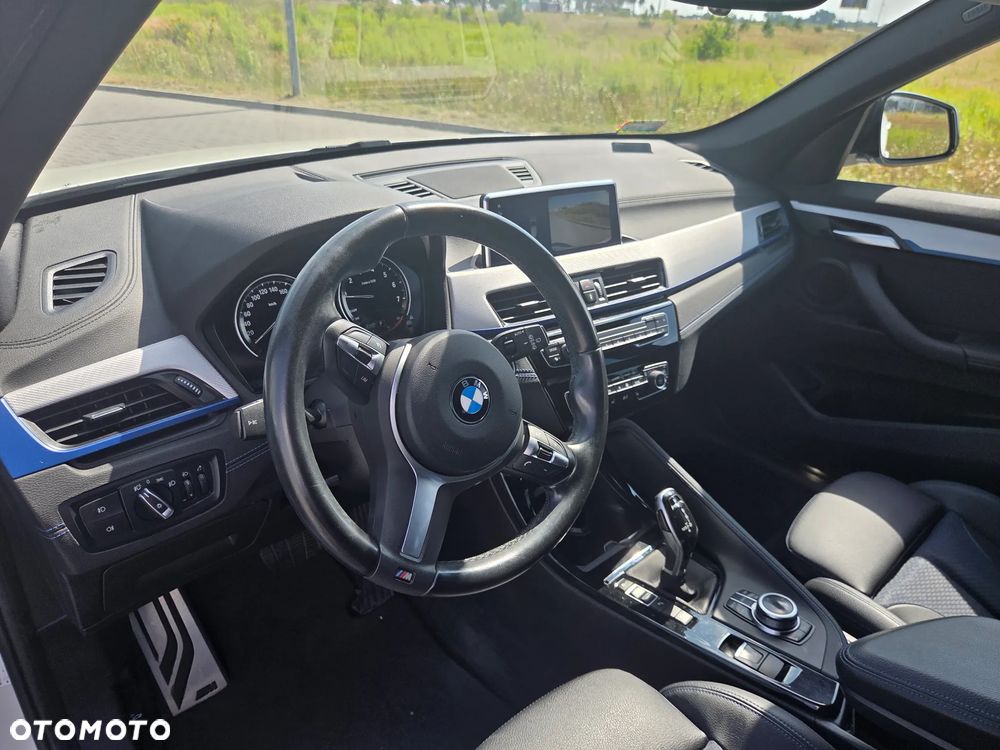 BMW X1 xDrive20i M Sport - 8