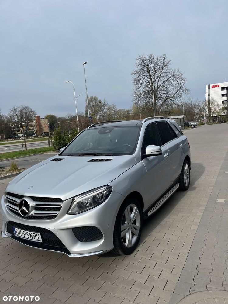 Mercedes-Benz GLE 350 d 4-Matic - 4