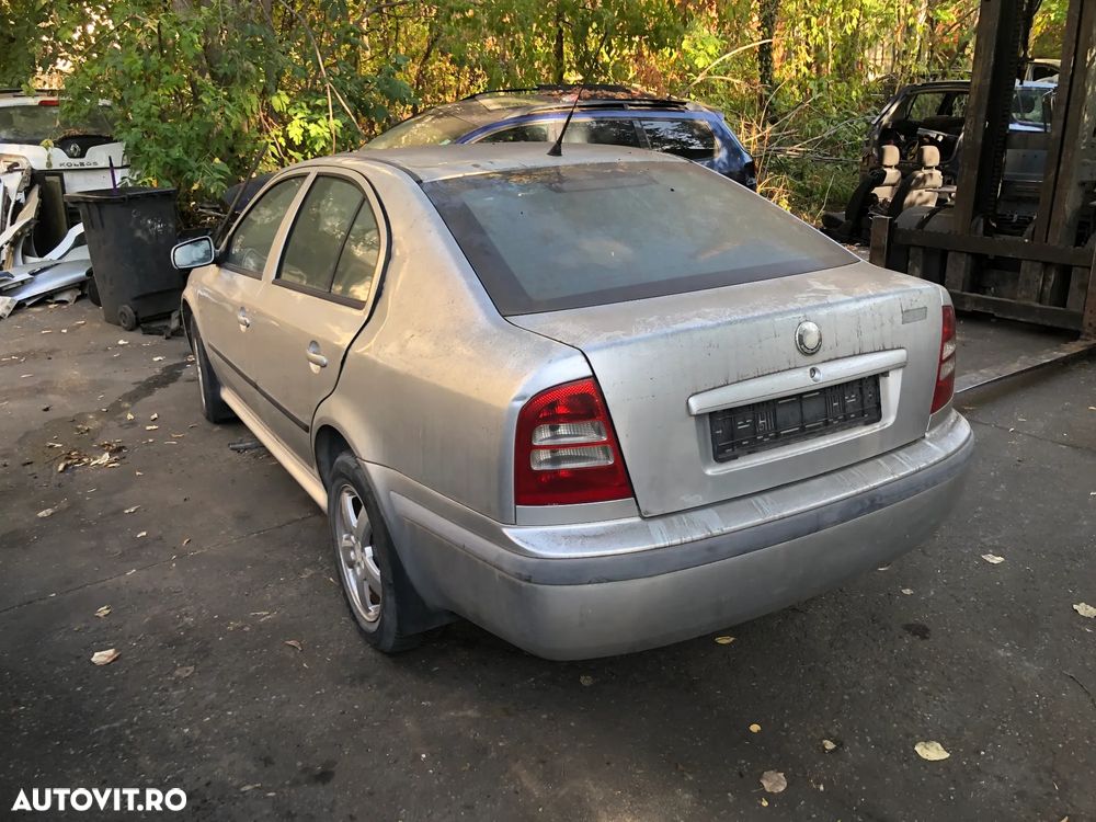 Dezmembrez Skoda Octavia 1 gri argintiu 1,9 diesel 2003 xenon - 10