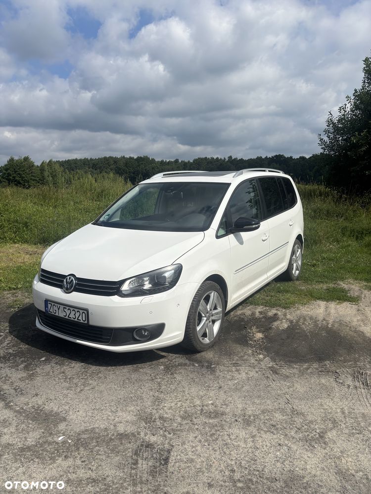 Volkswagen Touran - 1