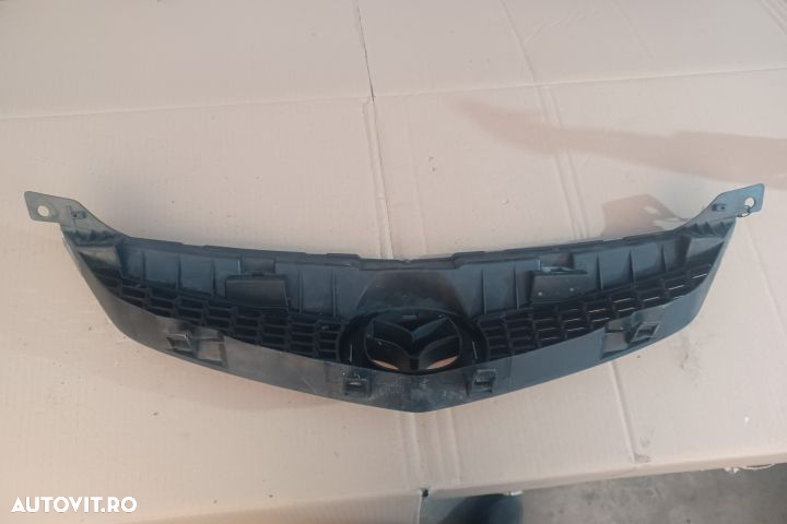 Grila radiator GR1L50712 Mazda 6 GG [2002 - 2005] Liftback 2.3 MT (16 - 2