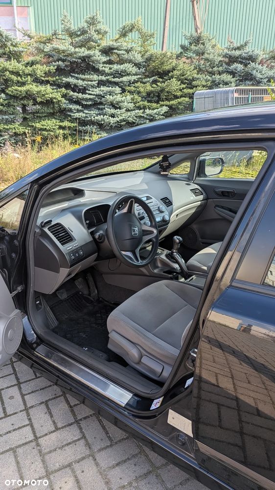 Honda Civic 1.8 Comfort - 10