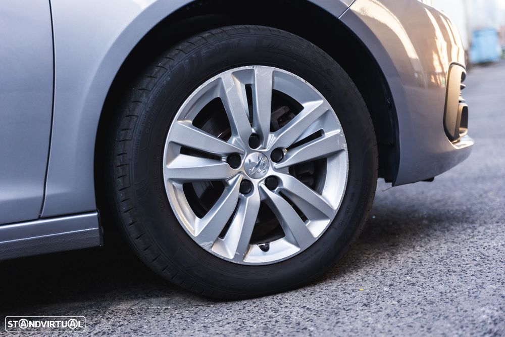 Peugeot 308 - 6