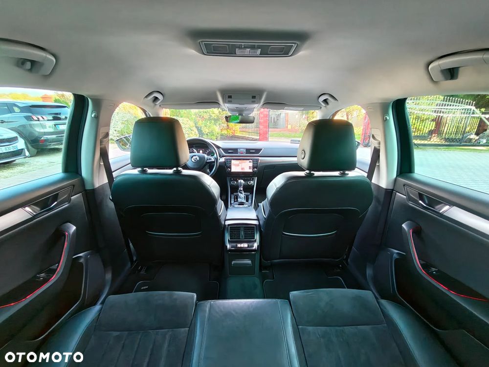 Skoda Superb 2.0 TDI Style DSG - 19