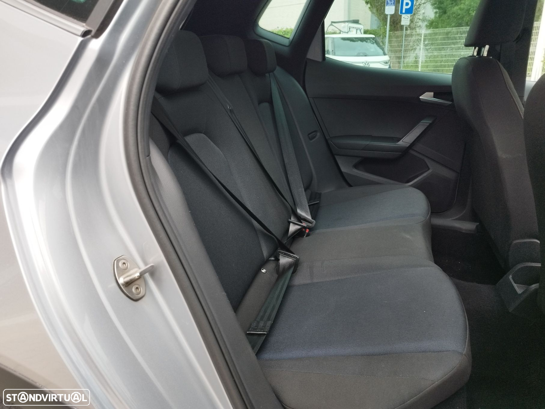 SEAT Arona 1.0 TSI FR - 13