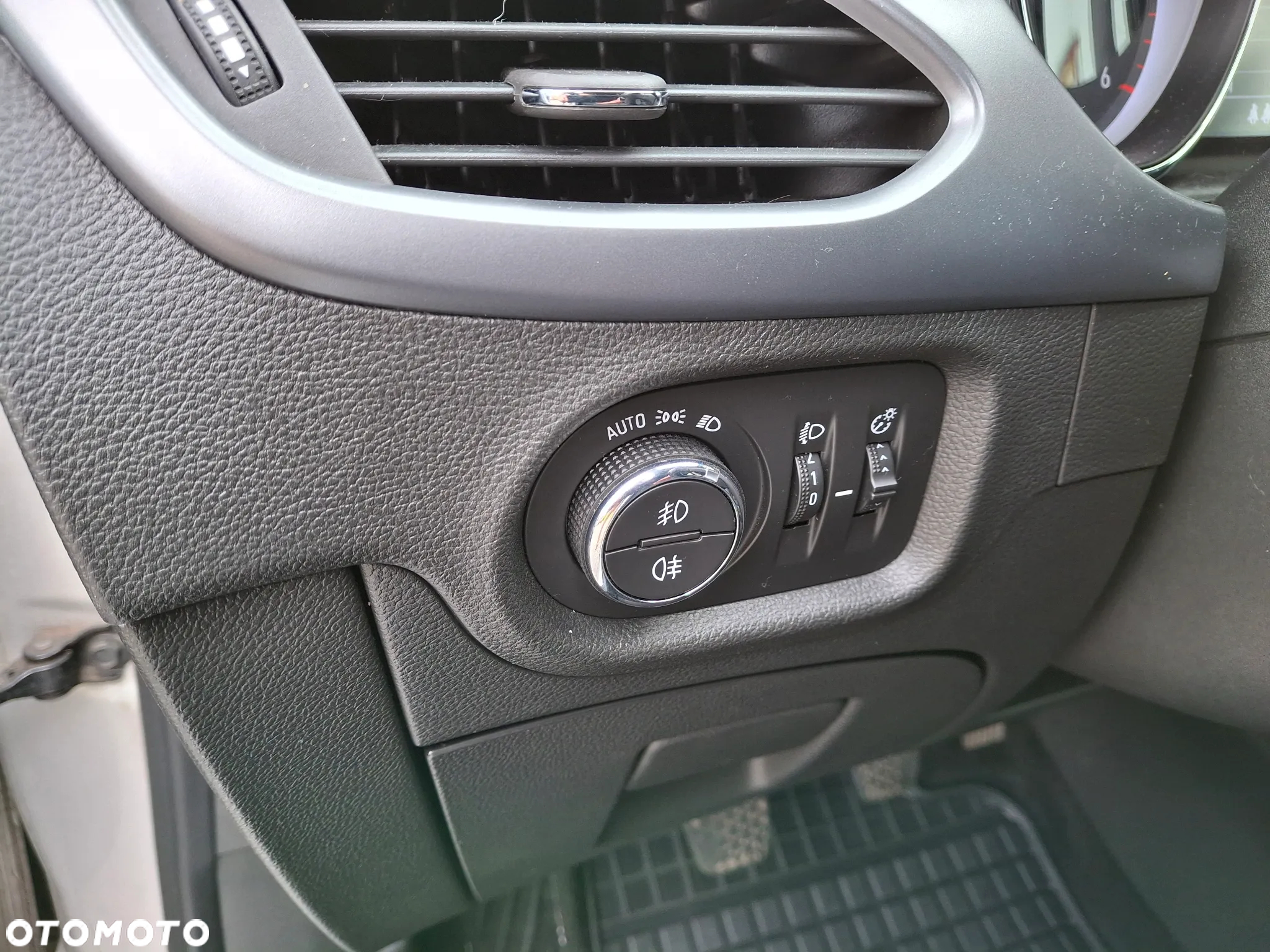 Opel Astra V 1.6 CDTI Elite - 29