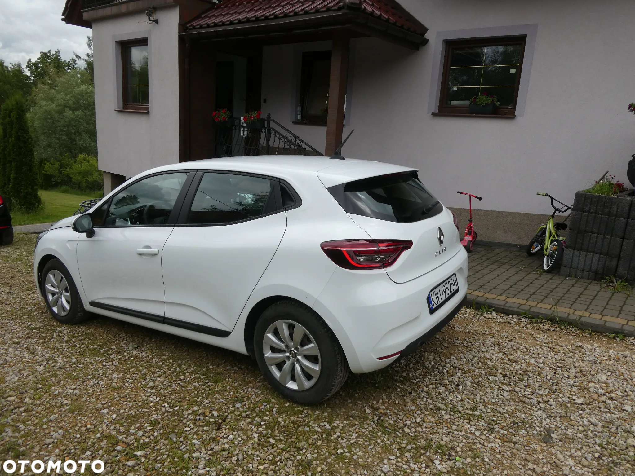 Renault Clio BLUE dCi 85 EXPERIENCE - 4
