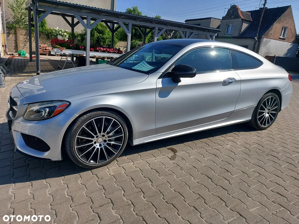 Mercedes-Benz Klasa C 300 Coupe 9G-TRONIC AMG Line - 29