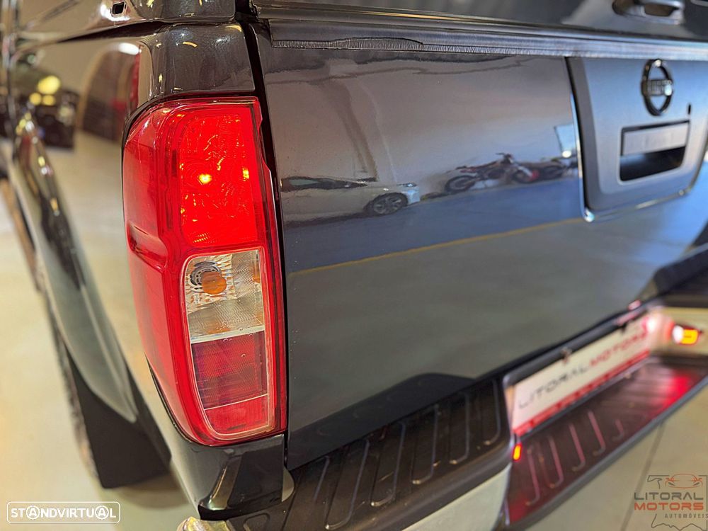 Nissan Navara 2.5 dCi CD Pilot - 9