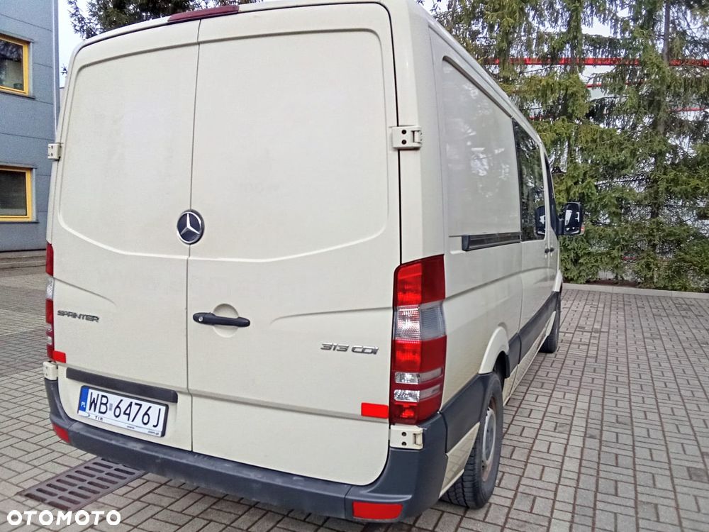 Mercedes-Benz Sprinter 906.211 - 9