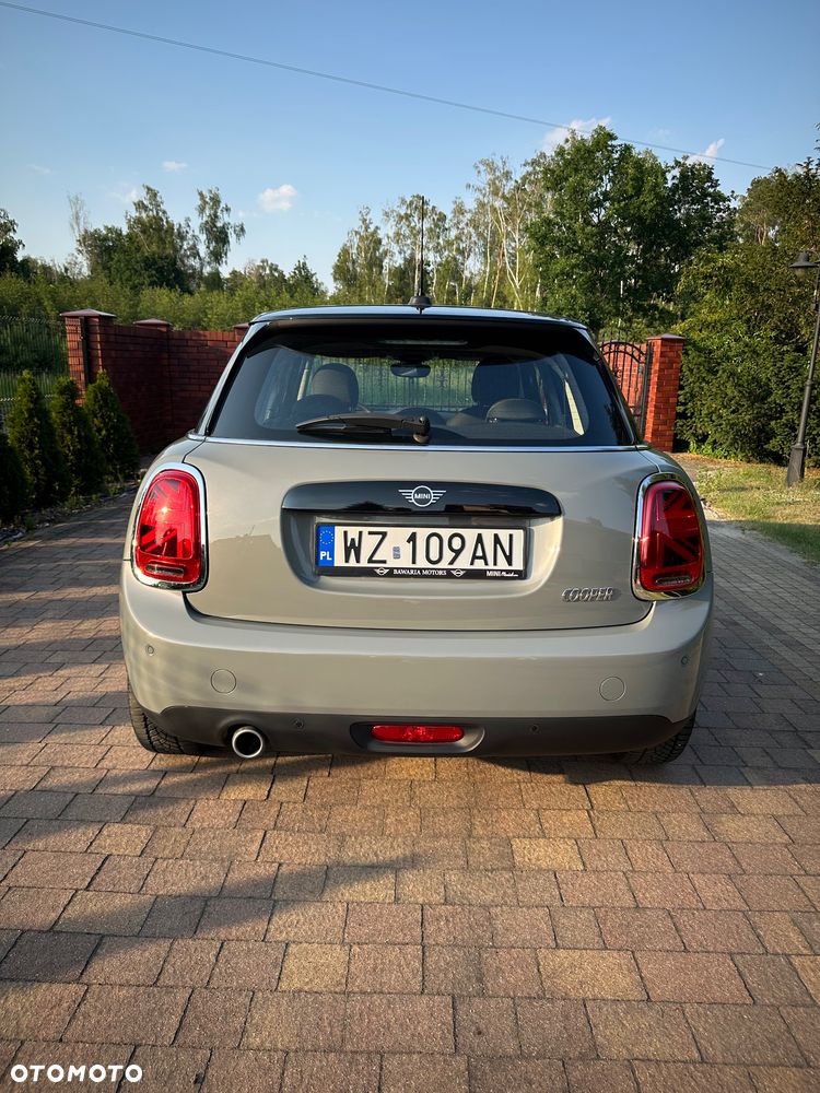 MINI Cooper Standard - 19