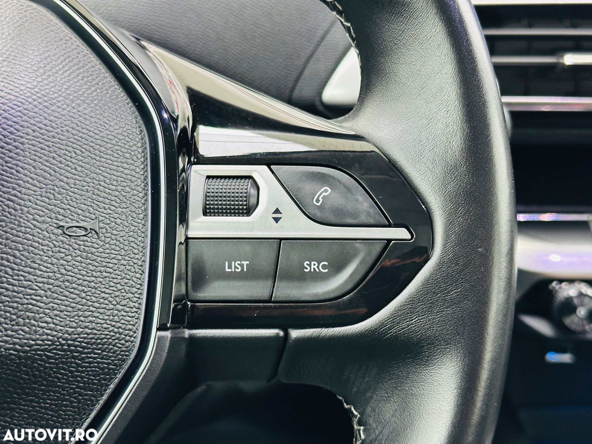 Peugeot 5008 - 28