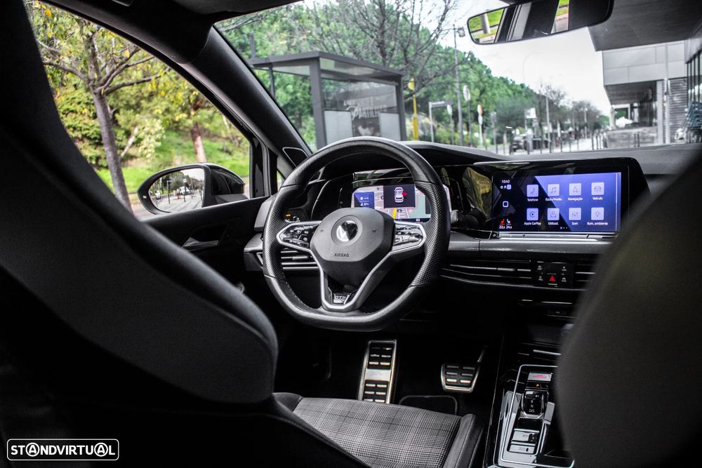 VW Golf 2.0 TDI GTD DSG - 35