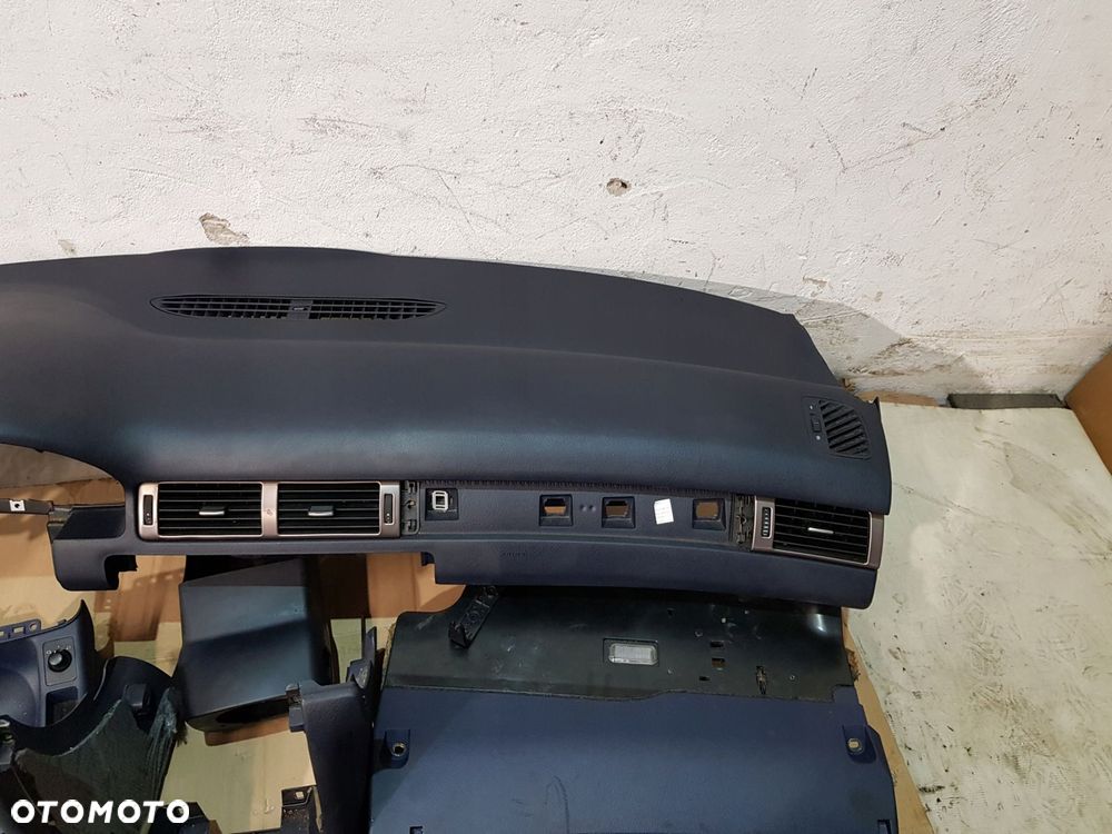 deska rozdzielcza wnętrze audi a6 s6 c5 sedan 00r granat - 5