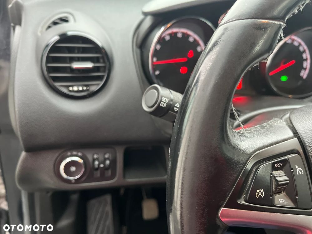 Opel Meriva 1.4 Essentia - 24