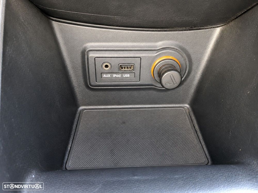 Kia Venga - 19