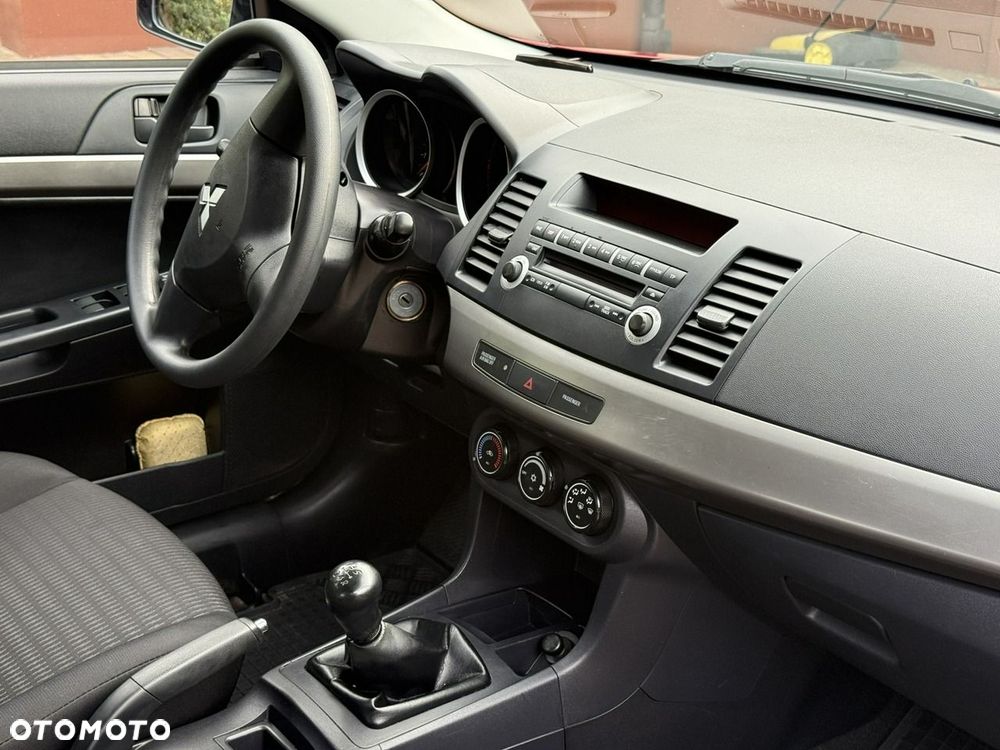 Mitsubishi Lancer Sportback 1.6 ClearTec Plus - 8