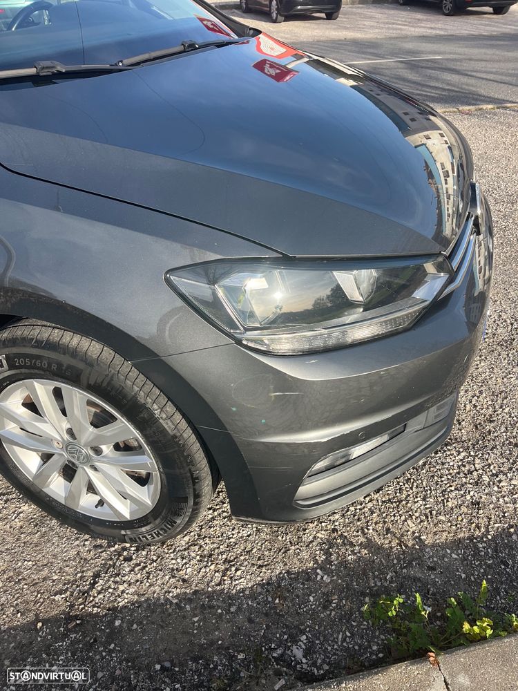 VW Touran 1.6 TDI Confortline - 11