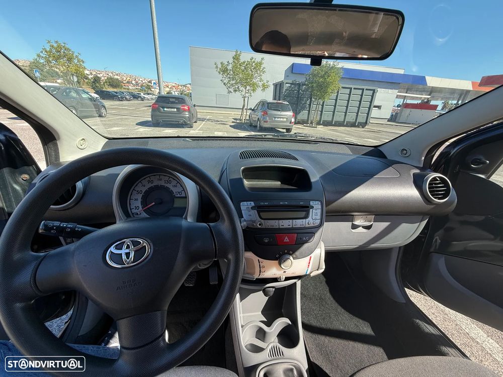 Toyota Aygo 1.0 + AC - 6
