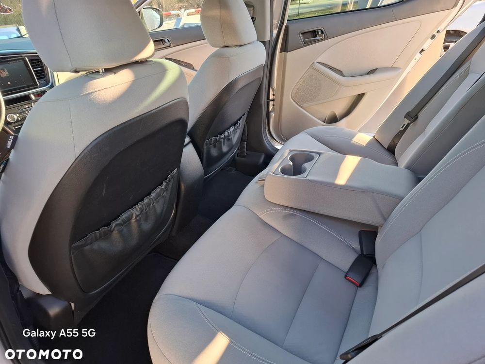 Kia Optima - 6