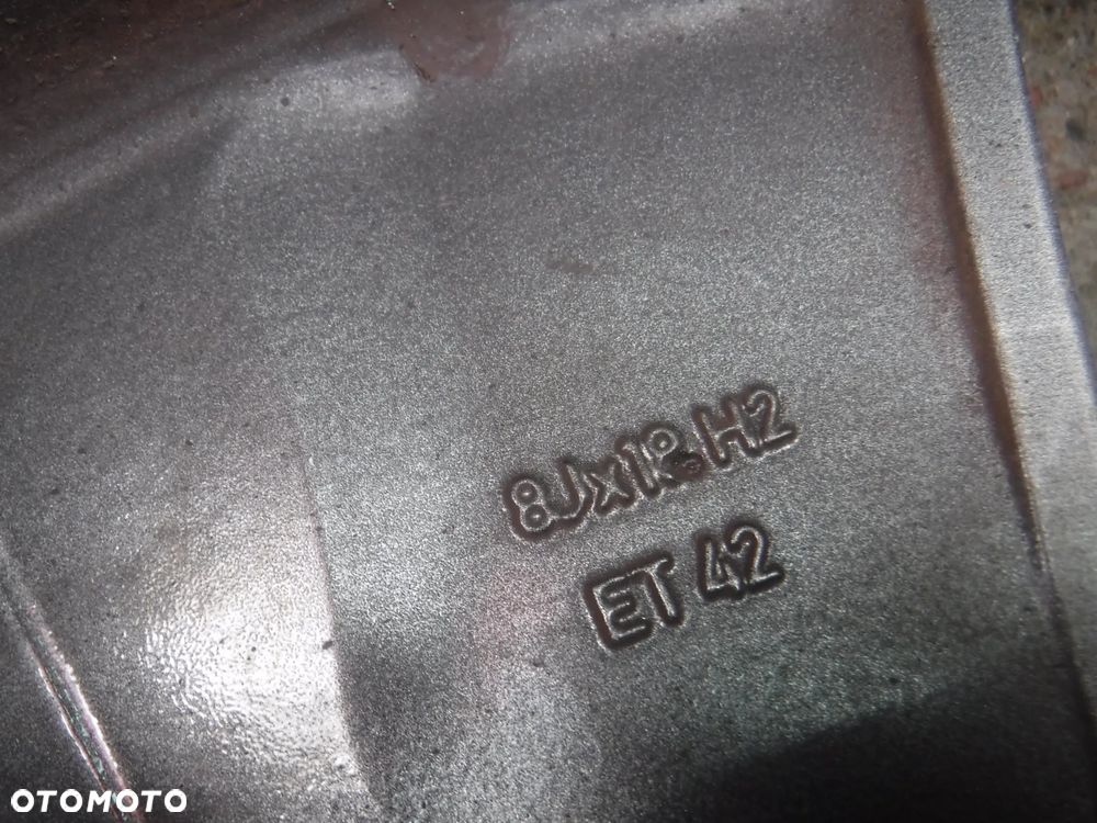 Seat Exeo Altea Leon  VW Audi Skoda alufelgi 18 5X112 3R0601025F ET42 8J - 8