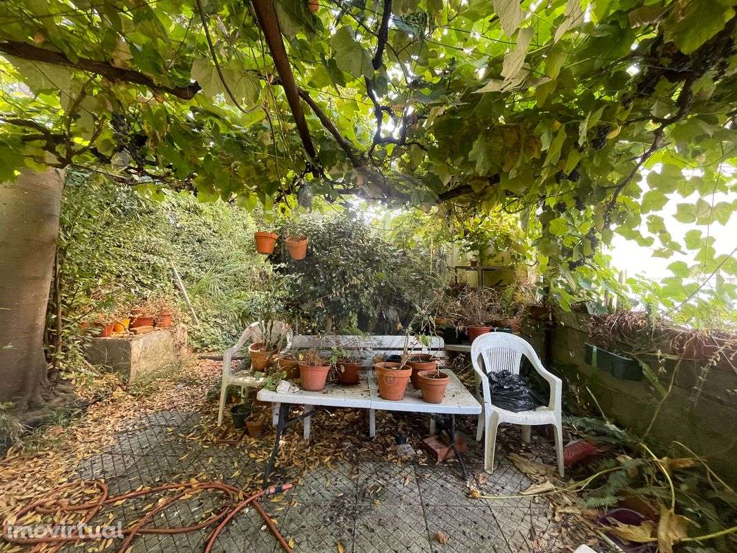 Moradia T6 para venda - Grande imagem: 2/18