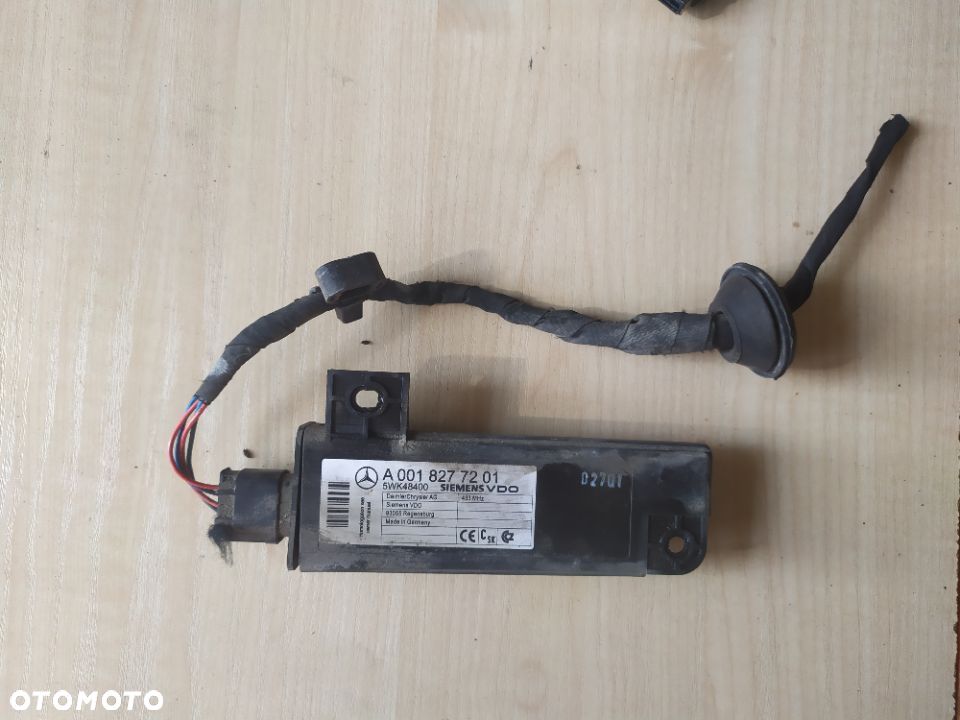 MERCEDES ML GL  CLS CZUJNIK CIŚNIENIA OPON A 0018277201 - 1