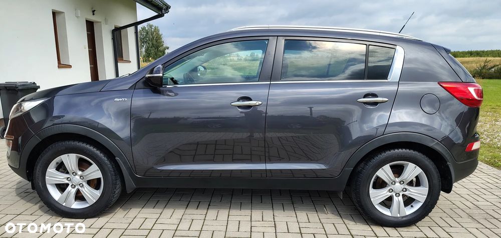 Kia Sportage 2.0 CRDI M - 10