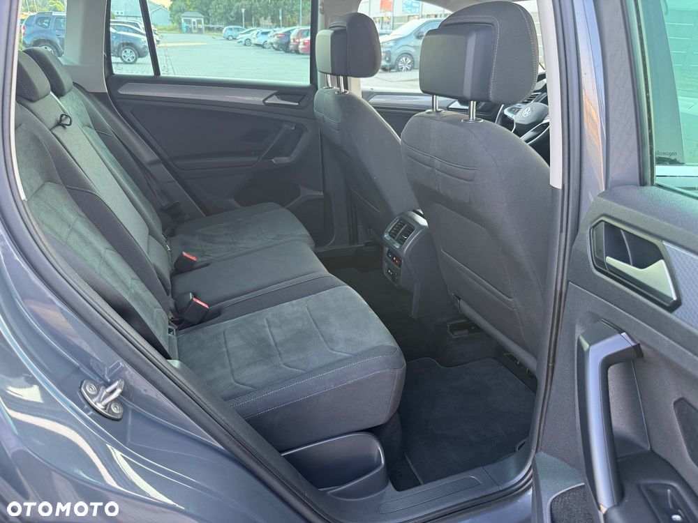 Volkswagen Tiguan - 25