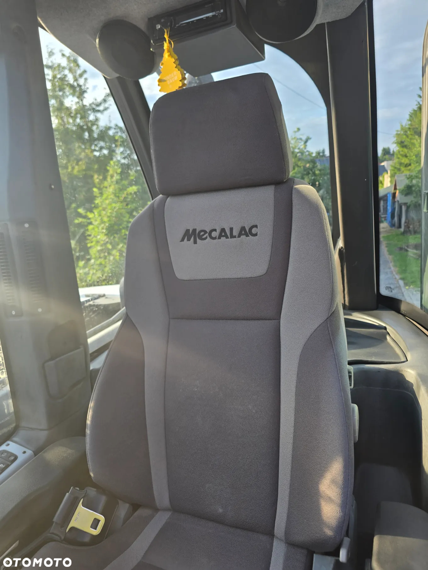 Mecalac 714MWe - 21