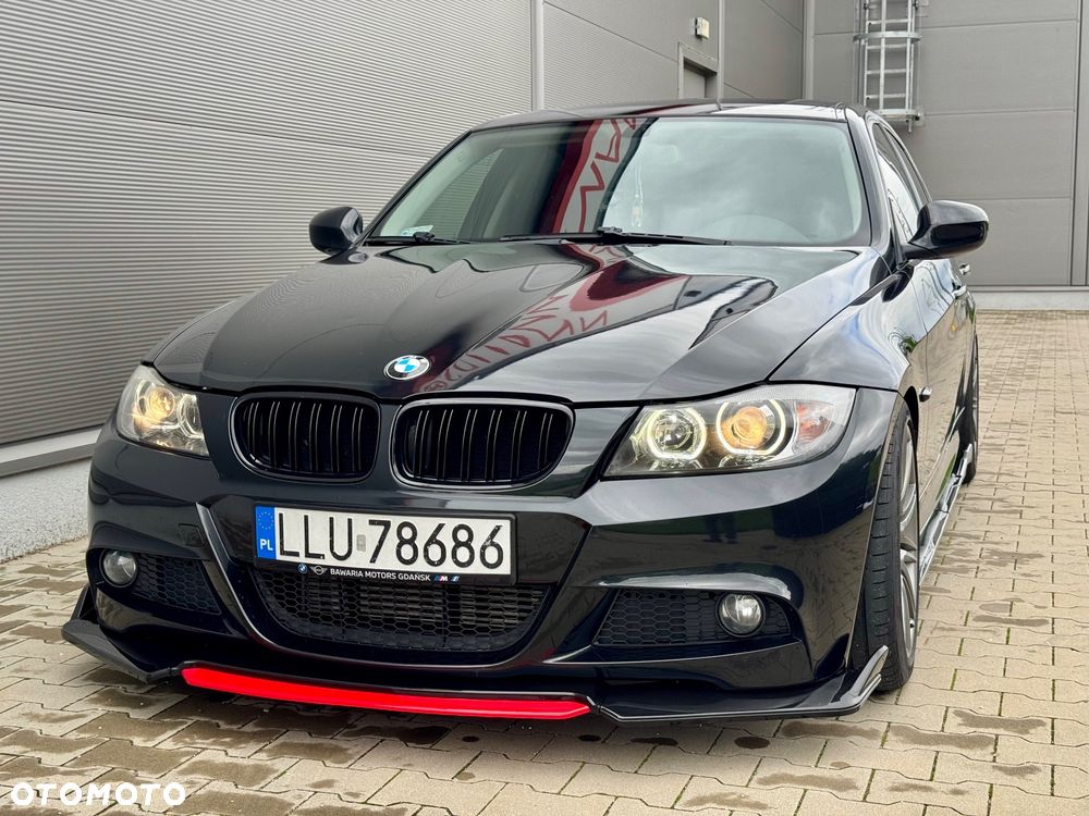BMW Seria 3 318d DPF Touring Edition Sport - 19