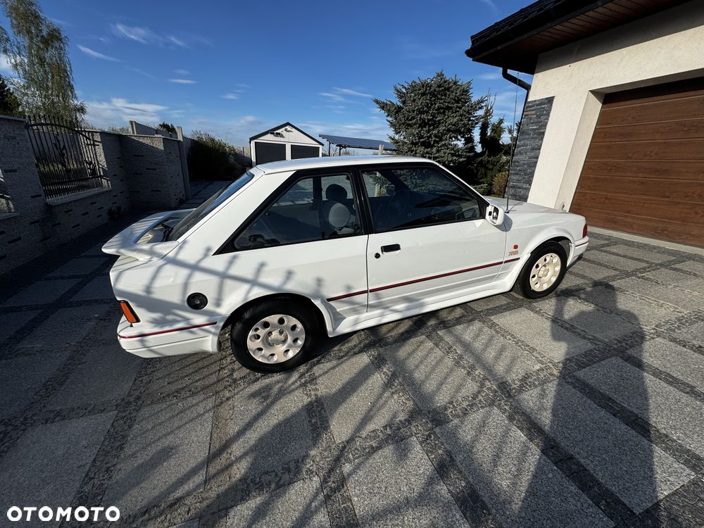 Ford Escort - 7