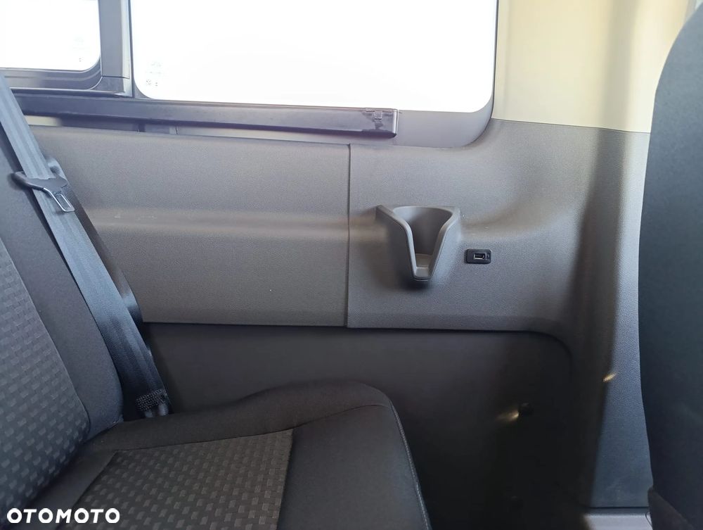 Ford Transit - 24