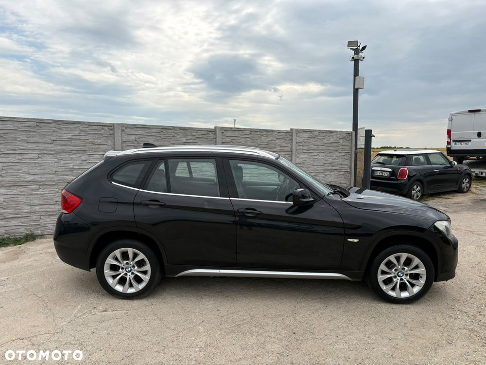 BMW X1 sDrive18d xLine - 20
