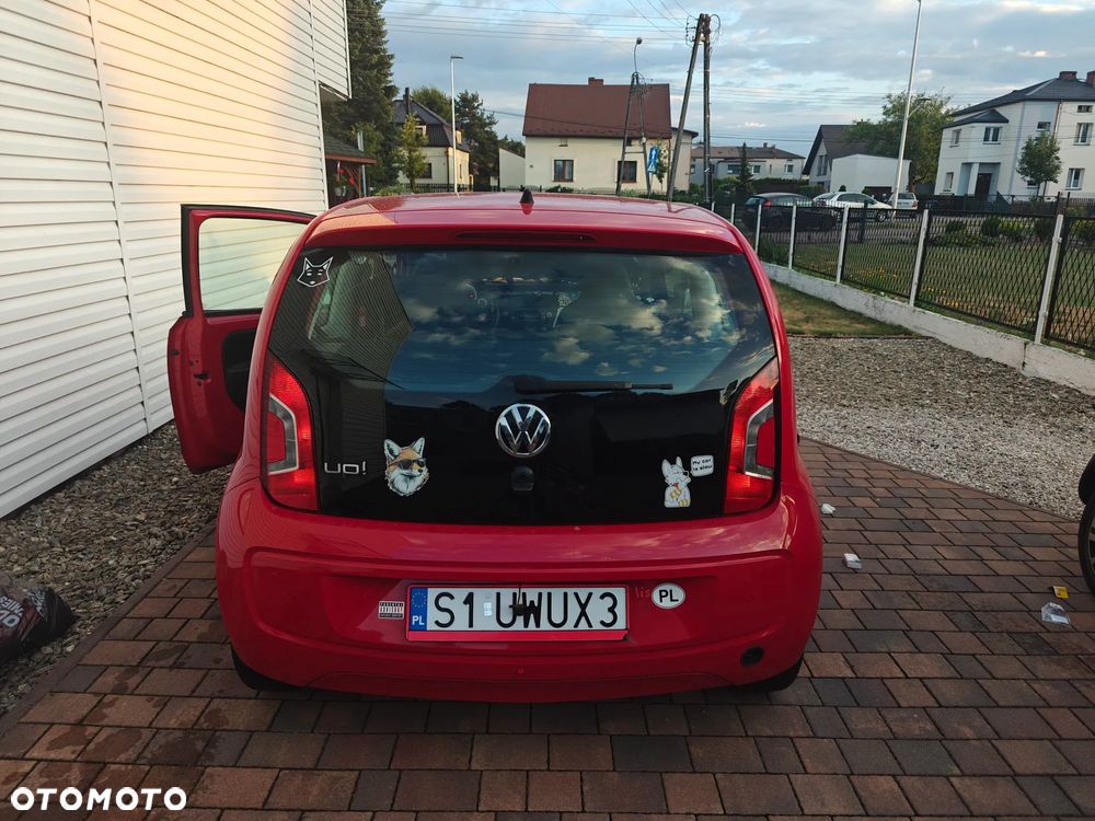 Volkswagen up! 1.0 high - 12