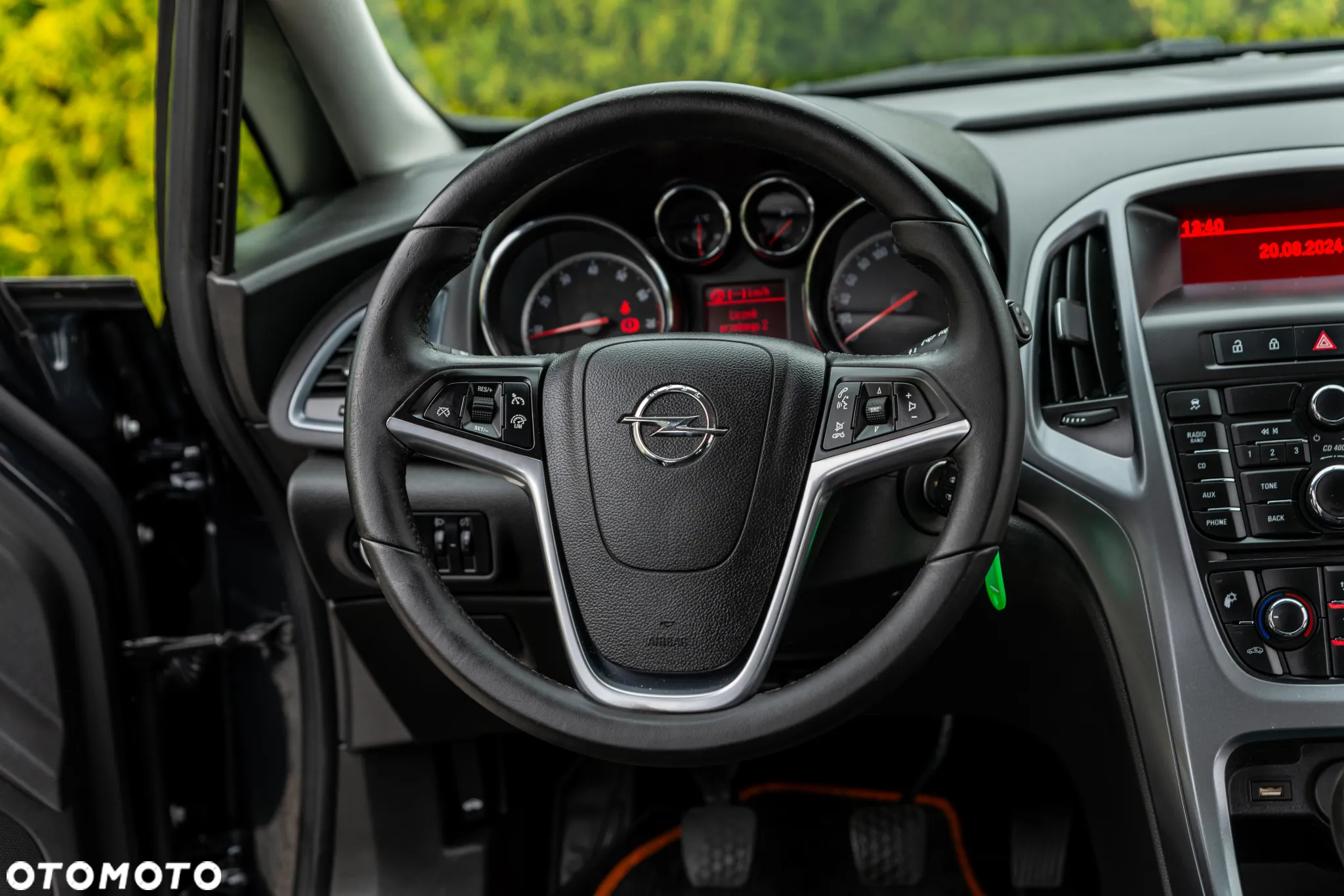 Opel Astra IV GTC 1.4 Active - 22